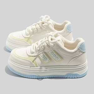 Chaussures décontractées d'hiver pour femmes, design tendance, chaussures de marche confortables avec tige en cuir microfibre - Product Image 3