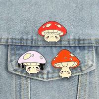 Broches et épingles en métal créatives et uniques en forme de champignon de dessin animé, mignonnes, rouges et roses, badges promotionnels en métal, cadeaux promotionnels en gros