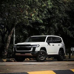 Nuevas Llantas de Aleación de Aluminio Forjado Brillante Personalizadas de Fábrica, Multirradio, ET de 40 mm, Ajuste Universal para <span class=keywords><strong>Jeep</strong></span> Wrangler Chevrolet, 16-20 Pulgadas - Product Image 2