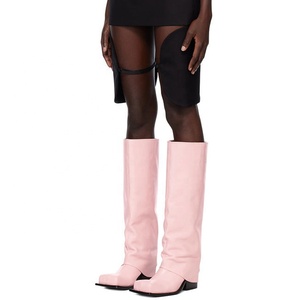 Botas altas de tacón grueso clásicas para mujer con punta cuadrada y diseño de pantalón, de ajuste ancho y estilo superpuesto - Product Image 4