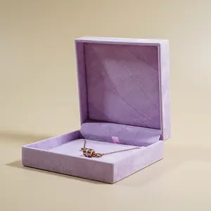 Personalize Purple Bracelet Velvet Jewelry Box Packaging Eco Friendly Small Custom Wholesale Luxury Velvet Jewelry Box