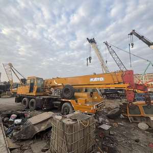 Grúa móvil original japonesa KATO NK250, rendimiento confiable, fácil operación, adecuada para trabajos de elevación en sitios de construcción urbanos. - Product Image 6