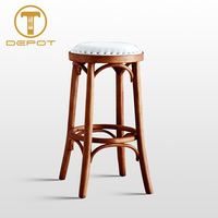 Tabouret de bar en bois nordique de luxe Chaises de salle à manger en bois Conceptions de chaises en bois massif pour café