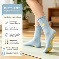 Chaussettes de sport athlétiques antidérapantes pour Pilates avec logo sur le dessous, respirantes et rembourrées, pour femmes, chaussettes personnalisées pour Reformer