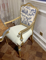 Ensemble de salle à manger en bois massif de style classique français européen antique de luxe, table et chaises