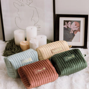 กระเป๋าเครื่องสำอางกำมะหยี่สุดหรู กระเป๋าเดินทางแบบซักได้ ของขวัญแต่งงานพร้อมโลโก้สั่งทำพิเศษ ลดราคาพิเศษ - Product Image 2