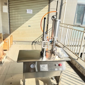 Máquina Semiautomática para Pulir el Tablero y Limpiar el Automóvil, Máquina de Llenado de Aerosoles, Máquina de Engarzado e Inflado, Máquina de Llenado de Aerosoles de Pintura en Aerosol - Product Image 6