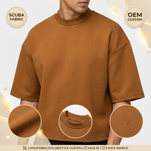 <span class=keywords><strong>T</strong></span>-<span class=keywords><strong>shirt</strong></span> da uomo 3D goffrata a tinta unita con logo ricamato, oversize, scollo a lupetto, spalle scese, taglio corto, stile <span class=keywords><strong>Scuba</strong></span> - Product Image 1