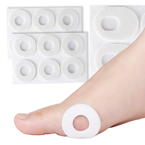 Almohadillas de fieltro de Color blanco, antifricción, anticallos, cojín Invisible, parche adhesivo de maíz, supersuave y transpirable, 6 uds. - Product Image 1
