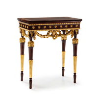 Console en bois massif de style classique français avec sculptures dorées, ensemble de luxe pour hall d'entrée et salon