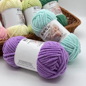 China Fábrica Direct Supply 100% Poliéster Chenille Fancy Yarn Soft Macio Manta Handmade Chunky Yarn