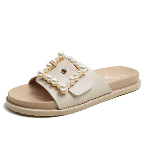 Sandalias planas con hebilla cuadrada de diamantes de imitación de perlas de hadas de la moda, sandalias de temperamento "una palabra", zapatillas casuales grandes - Product Image 1