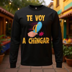 Maglietta a maniche lunghe Te Voy A Chingar con design Chancla, umorismo messicano - Product Image 3