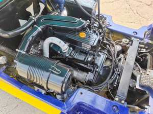 Chariot élévateur hydraulique d'occasion Komatsu/Heli FD30 2,5 tonnes, pneus pleins diesel, peinture neuve, transmission avant, tout-terrain, idéal pour la vente au détail - Product Image 6