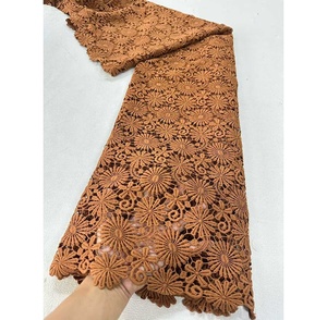 Tela de encaje de guipur de seda de leche africana de color rosa, tela de encaje de malla nigeriana de alta calidad para <span class=keywords><strong>vestido</strong></span> de fiesta de boda - Product Image 2