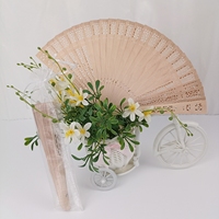 Éventail pliant en bois de bambou sculpté ajouré, style classique, 20,5 cm, cadeau d'affaires, vente en gros