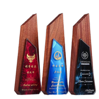 Trophée en verre cristal gravé sur mesure avec base en bois, plaque de récompense imprimée UV en forme de flamme pour événements professionnels