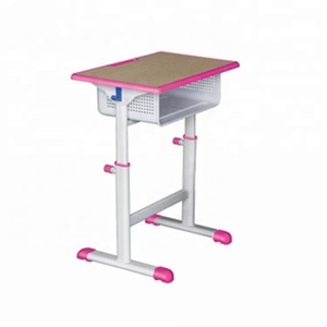 Juego de escritorio de aula con marco de metal pintado con aerosol de alta temperatura resistente al astillado diseñado para escuela primaria y <span class=keywords><strong>secundaria</strong></span> - Product Image 4