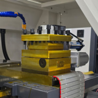 Tour CNC robuste CK6150-1000, centre de tournage horizontal automatique à 2 axes, options multi-systèmes pour le tournage général des métaux