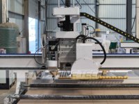 Outils de travail du bois, machine de sculpture CNC M-shine 2130, machine à découper le bois avec lame de scie, système d'étiquetage automatique, traitement des panneaux de bois