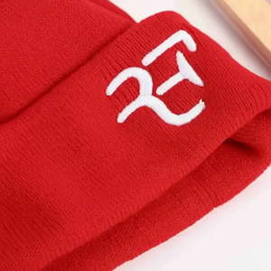 Offre Spéciale 100% acrylique hiver crâne tricoté chapeau extérieur bonnet à revers avec broderie et motifs imprimés élégant pour le voyage - Product Image 1