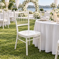 Chaises blanches empilables d'extérieur pour événements, location hôtelière, mariage, salle de banquet, chaises Chiavari à dossier croisé en métal