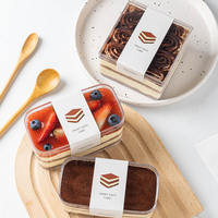 Boîtes dôme rectangulaires carrées en acrylique transparent de haute qualité avec couvercle personnalisé pour Dessert Tiramisu gâteau bonbons chewing-gum Sushi