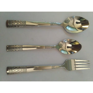 Elegante juego de cubiertos de acero inoxidable con cuchara, tenedor y cucharilla con mangos decorativos texturizados, precio al por mayor - Product Image 1