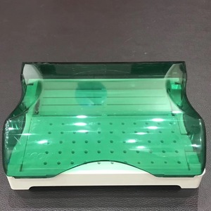 Pellet di Plastica PPSU Verde Trasparente, Colori Personalizzabili, Resistenti alle Alte Temperature e al Calore - Product Image 1