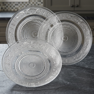 Set di Stoviglie in Vetro Imperial da 18 Pezzi, Piatti Ecologici con Rilievi Dorati, Lussuoso Design Classico Vintage Europeo, Lavabile in Lavastoviglie - Product Image 3