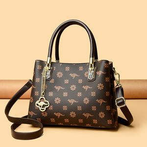 Sac seau de luxe pour femme en cuir léger et imperméable, bandoulière, ceinture, fermeture éclair, chaînes, grande capacité, portefeuille - Product Image 3