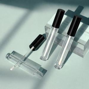 Tube de brillant à lèvres en plastique PETG personnalisé de 4 ml, grand applicateur, motif de rouge à lèvres, baume à lèvres, crème pour les yeux, traitement de surface par sérigraphie - Product Image 1