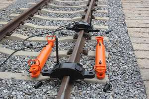 YLS-900I उत्कृष्ट गुणवत्ता रेलवे उपकरण रेल खींच खींचने की मशीन पंप स्टेशन के साथ चीन में किए गए - Product Image 4