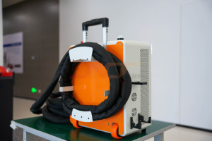 CE <strong>Laser</strong> <strong>Rust</strong> <strong>Removal</strong> Machine Portable Air Cooling 500w - Product Image 4
