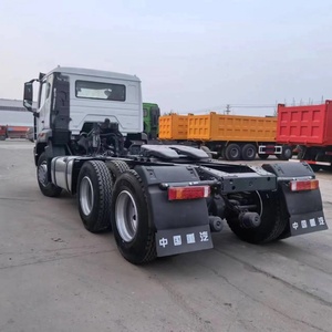 Nouveau camion articulé Sinotruk HOWO 400HP 6x4 diesel à 10 roues pour un transport de marchandises fiable sur le marché du Cap-Vert en Afrique - Product Image 4