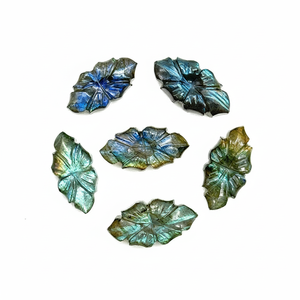 Moonlit อัญมณีแกะสลักลายดอกไม้ลาบราดอไรต์ธรรมชาติประกายประกายแสงทำด้วยมือเครื่องประดับหรูหราดีไซน์เนอร์หิน - Product Image 1