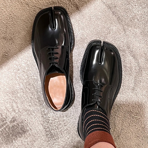 Custom Ladies Loafers Genuine Leather Spring Summer <b>Flats</b> Slip-On Closure Breathable Split Toe X-strap Pumps Autumn Ballet Boots - Product Image 3