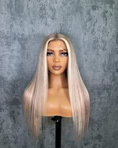 วิกผมแท้<span class=keywords><strong>สี</strong></span><span class=keywords><strong>เทา</strong></span>ไฮไลท์ไล่เฉดแบบออมเบร ความหนาแน่นสูง 13*4  แบบโปร่งใส  ทรงผมตรงยาว  หรูหรา  พร้อมผมเบบี้แฮร์ สำหรับผู้หญิง - Product Image 2