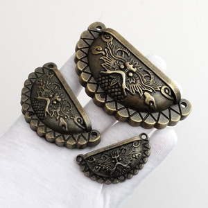 Poignée de tiroir semi-ronde en alliage de zinc, style traditionnel, tête de lion antique B086 - Product Image 3