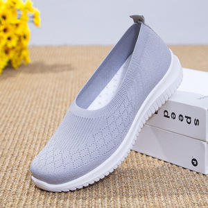 Chaussures plates légères et respirantes en maille pour femmes, style classique automne/printemps/été, semelle en PVC, décontractées et tendance, vente en gros - Product Image 5