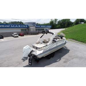 Lancha Motora de Lujo Grand Mariner 250 SLDH 2025, 400HP, 8'6 de Ancho - Product Image 1
