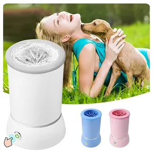Limpiador de patas de perro automático eléctrico recargable USB de limpieza de mascotas ecológico de Venta caliente con cepillos de silicona