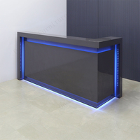 Comptoir de réception de bar moderne 2024 avec éclairage LED, design de bureau mobile éclairé