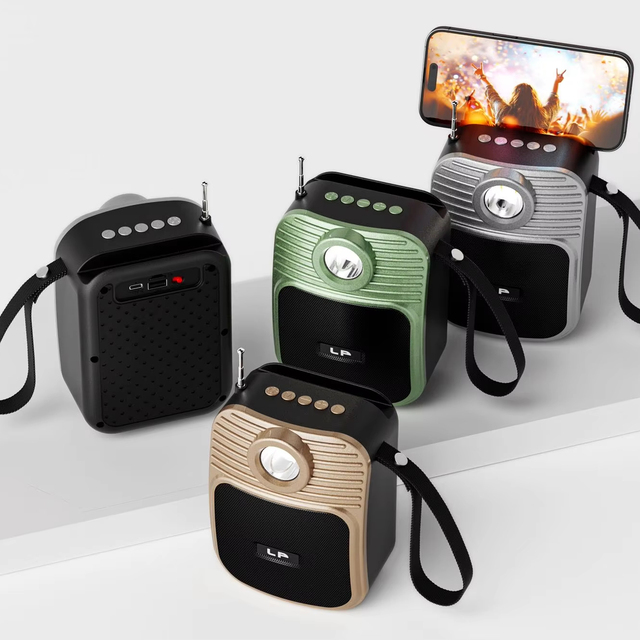 LP V117 10W Portable Bluetooth Speaker with Flashlight FM Radio TF/USB for Outdoor Camping
