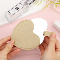 Cadeau pour femme, miroir de poche en cuir PU en forme de cœur, personnalisation de votre logo, petit miroir de maquillage de voyage pour la Saint-Valentin
