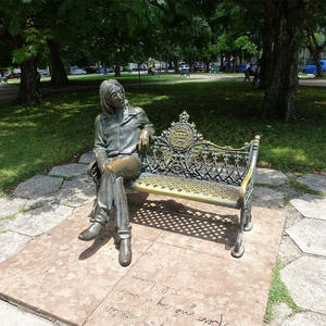 Statua in bronzo di John Lennon, famosa personalità, per la decorazione di città moderne - Product Image 1