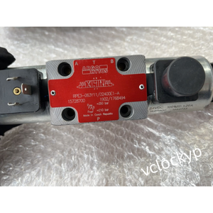 Vanne solénoïde directionnelle hydraulique ARGO HYTOS RPE3-063Y11/02400E1 24V DC d'occasion - Product Image 1