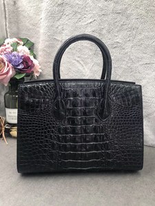 Sac fourre-tout et bandoulière en cuir véritable, entièrement personnalisable OEM/ODM, avec fermeture éclair durable, fait main, style de luxe, design de créateur - Product Image 4
