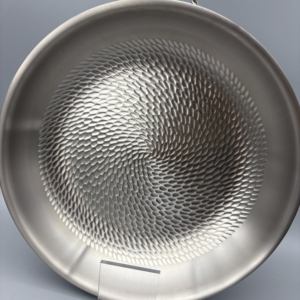 Sartén <span class=keywords><strong>de</strong></span> <span class=keywords><strong>Titanio</strong></span> <span class=keywords><strong>100</strong></span>% Puro con Textura Martillada, Compatible con Inducción, Fabricante <span class=keywords><strong>de</strong></span> Utensilios <span class=keywords><strong>de</strong></span> Cocina <span class=keywords><strong>de</strong></span> <span class=keywords><strong>Titanio</strong></span> <span class=keywords><strong>de</strong></span> Alta Calidad - Product Image 3