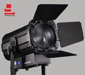 YS-200ZST-RGBW LED 수동 줌 및 초점 200W RGBW 스튜디오 표면 조명 프로필 무대 프레넬 스포트 라이트